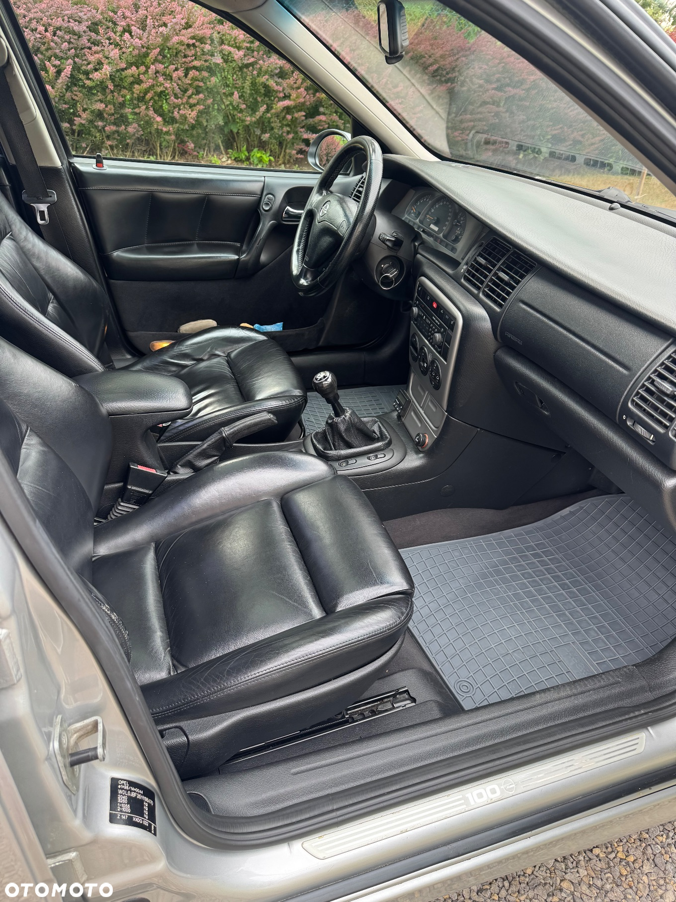 Opel Vectra - 8