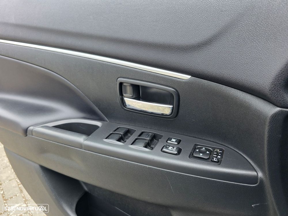 Mitsubishi ASX 1.6 DI-D Tokyo Edition - 16