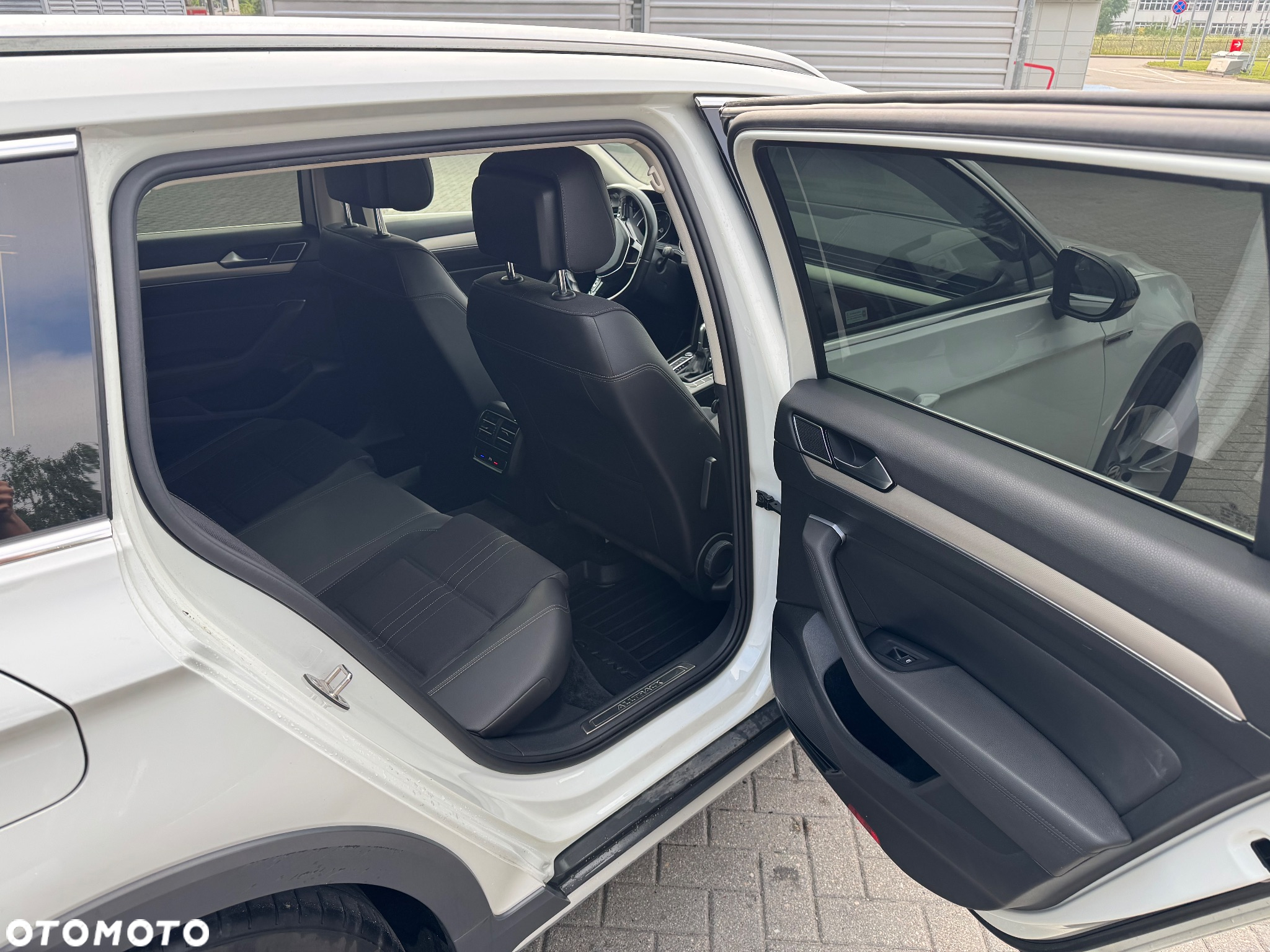 Volkswagen Passat Alltrack 2.0 TDI 4Mot DSG - 8