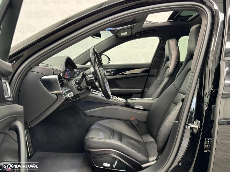 Porsche Panamera 4 E-Hybrid Executive - 4