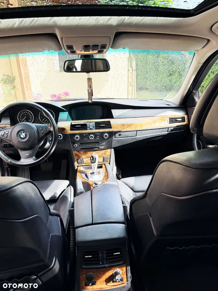 BMW Seria 5 - 24