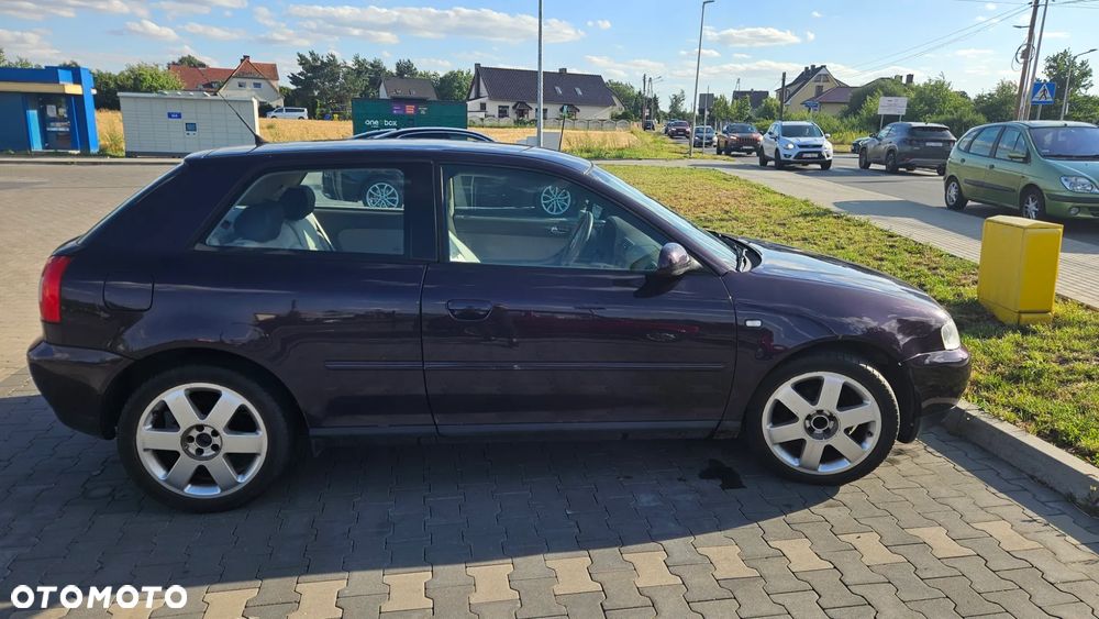 Audi A3 Sportback - 4