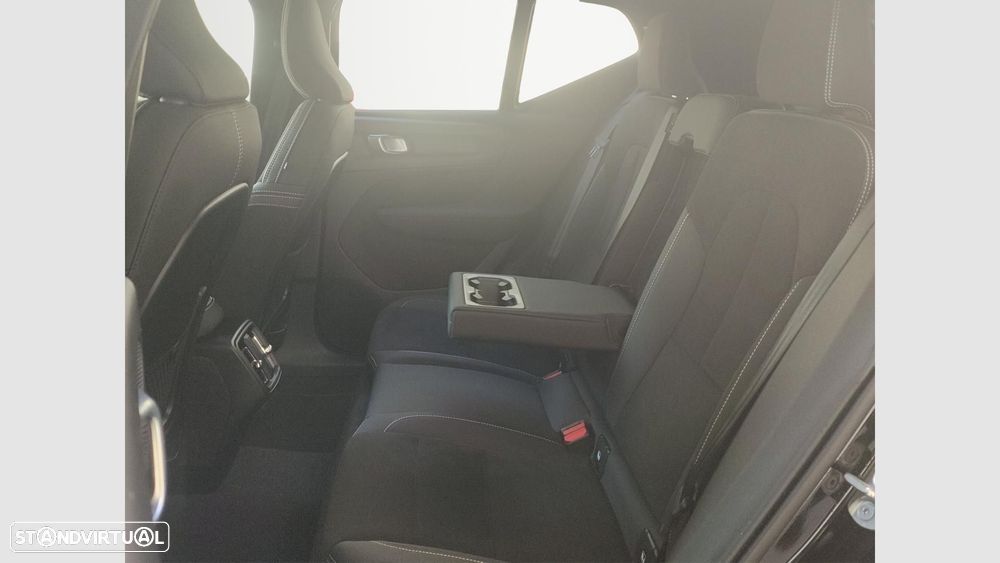 Volvo XC 40 2.0 B3 Core - 15