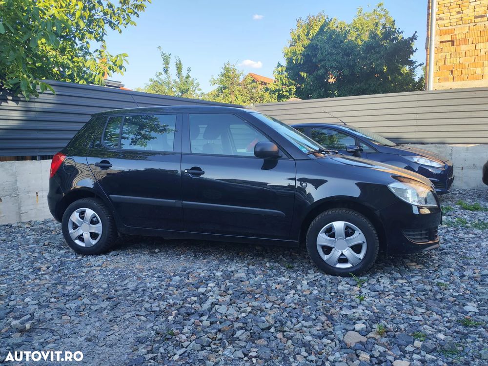 Skoda Fabia 1.2 HTP Active Green tec - 11