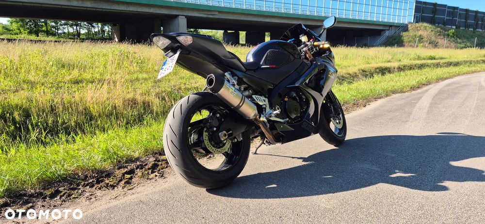 Suzuki GSX-R - 14