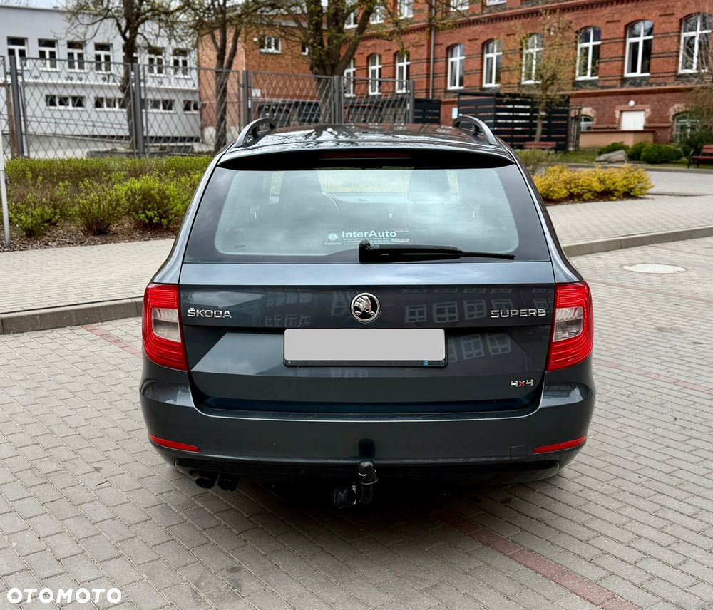 Skoda Superb 2.0 TDI 4x4 Ambition DSG - 13