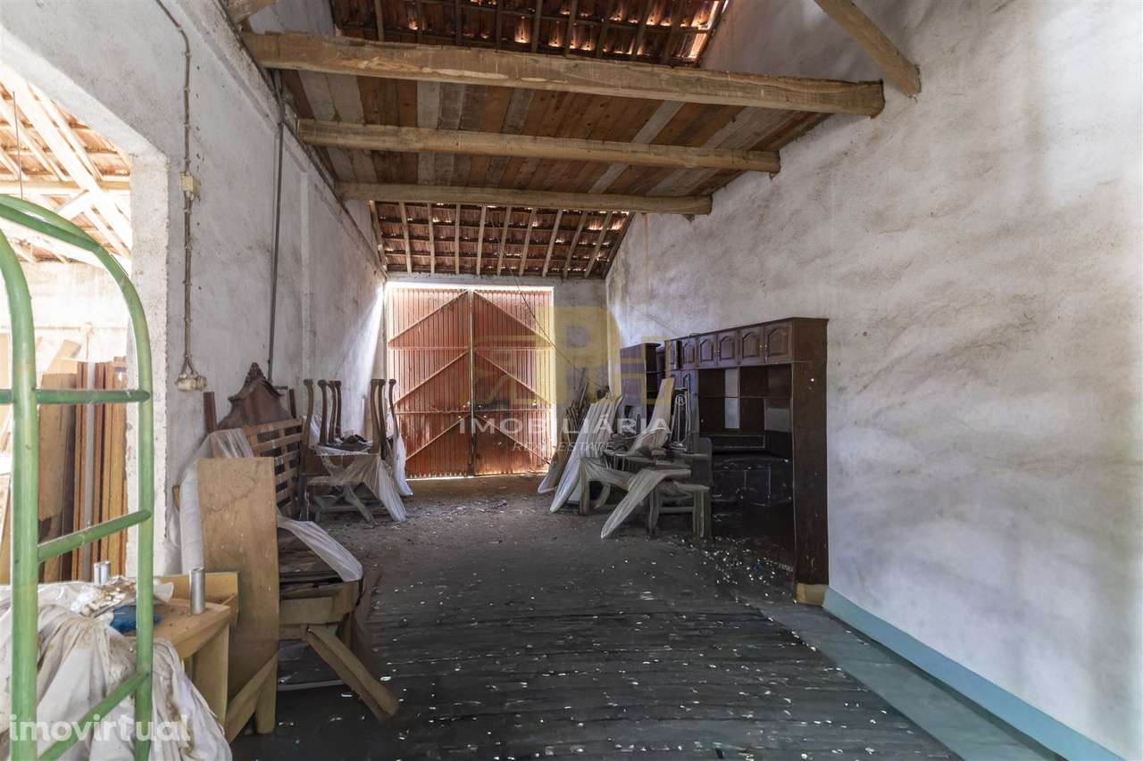 Armazém T3 Venda em São Vicente do Paul e Vale de Figueira,Santarém - Grande imagem: 5/10