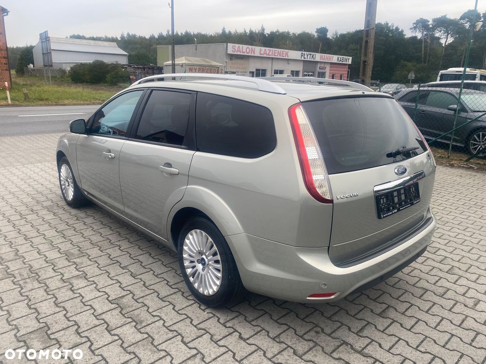 Ford Focus 1.8 FF Ghia - 16