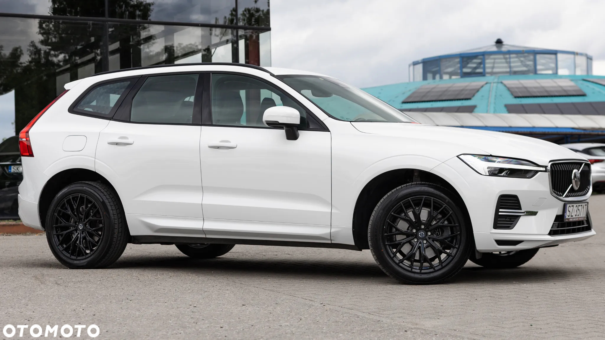 Volvo XC 60 D4 Momentum Pro - 7