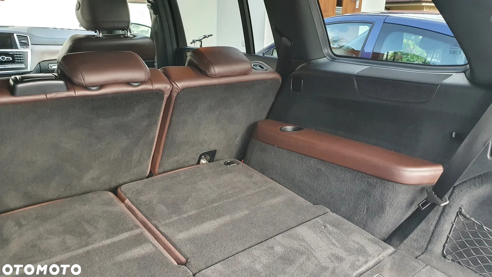 Mercedes-Benz GL 350 BlueTec 4-Matic - 23
