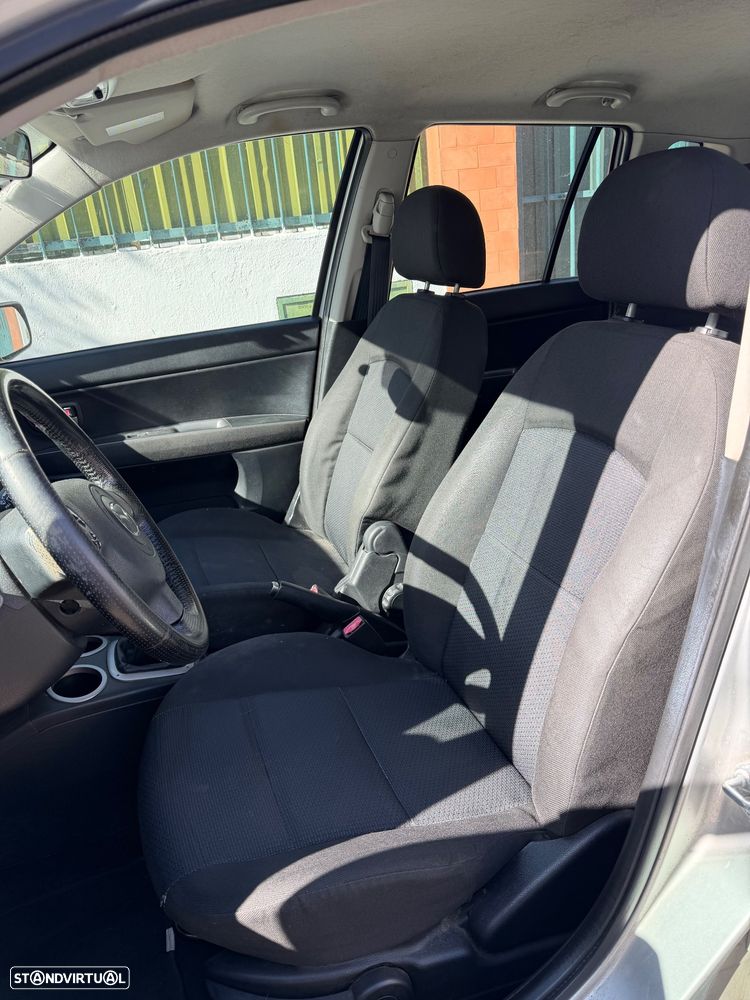 Mazda 2 - 4