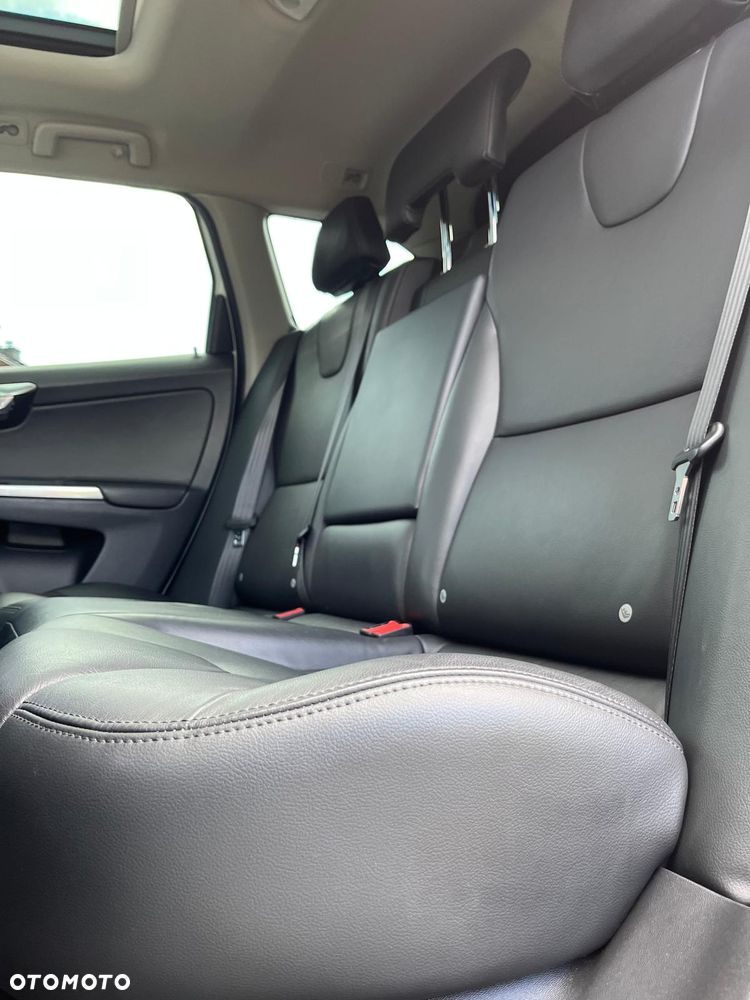 Volvo XC 60 - 10