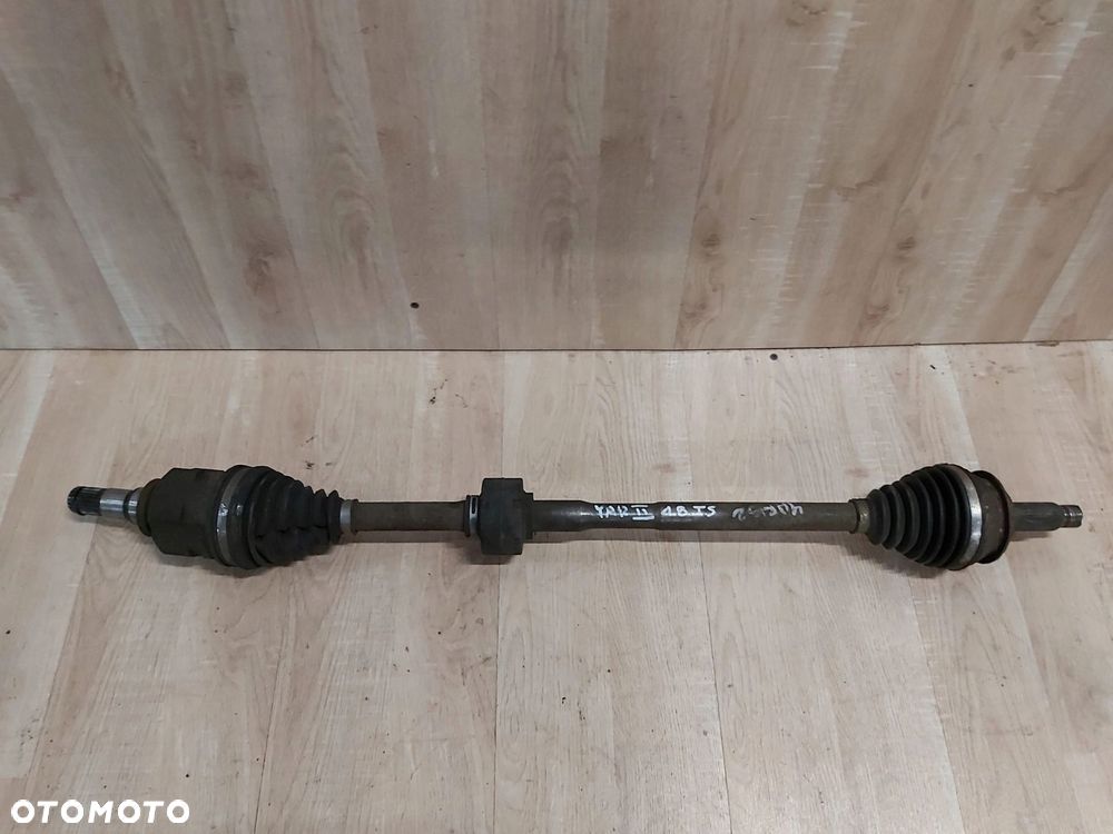 Toyota Yaris II 1,8 TS półoś PRAWA długa przegub - 2
