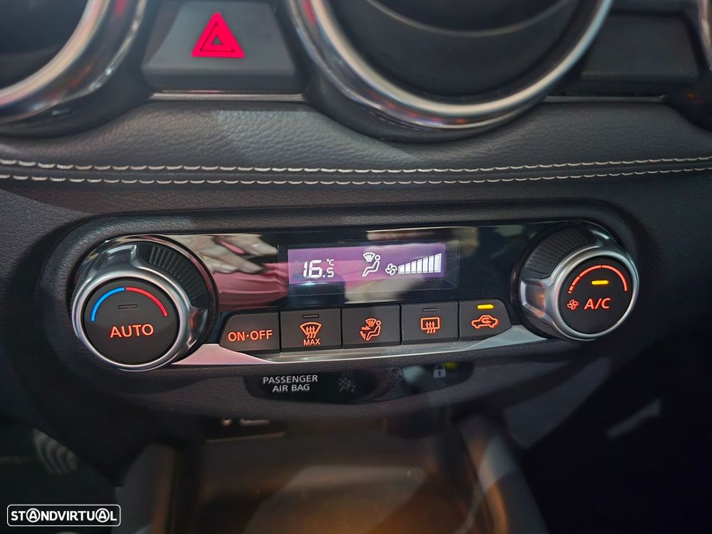 Nissan Juke 1.0 DIG-T N-Connecta - 14