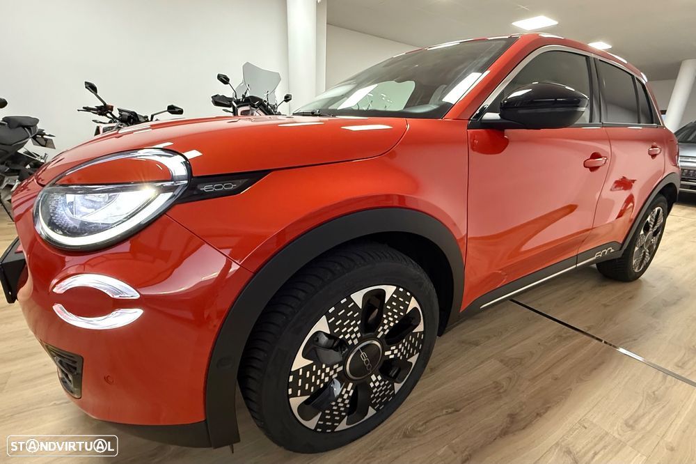 Fiat 600e La Prima - 11