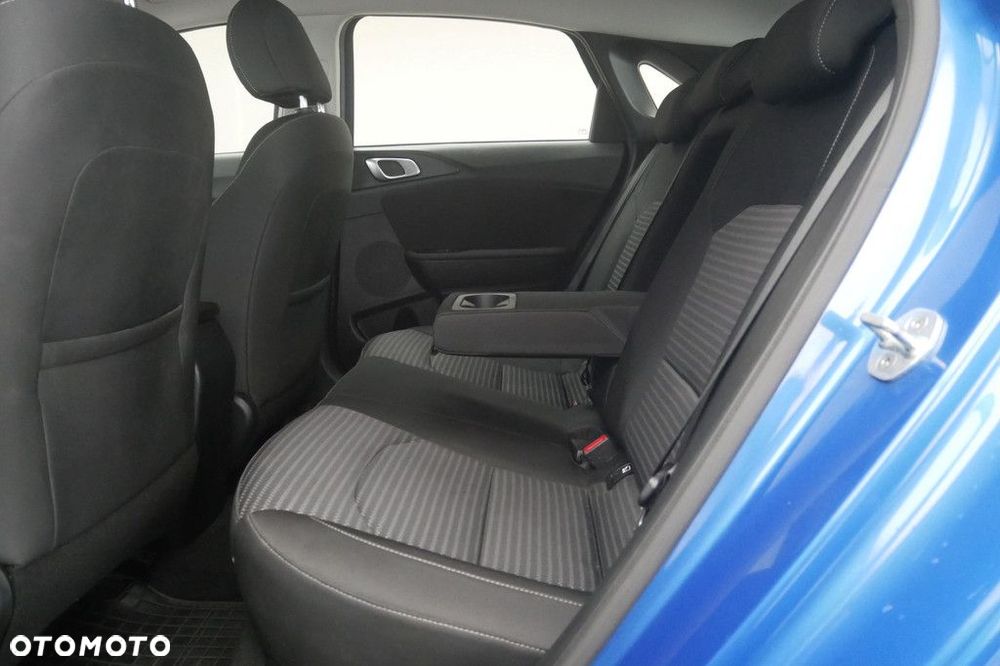 Kia Ceed 1.5 T-GDI M - 15