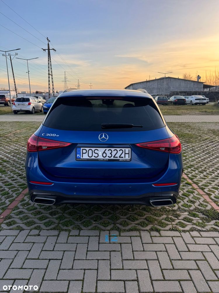 Mercedes-Benz Klasa C 300 de 9G-TRONIC AMG Line - 14