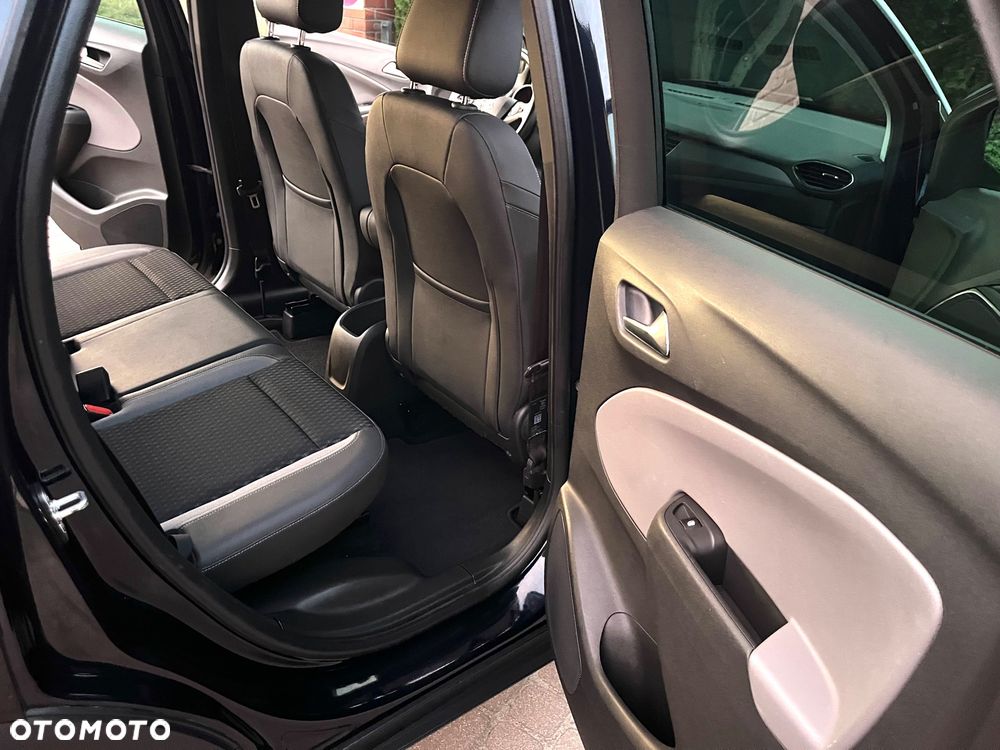 Opel Crossland X - 38