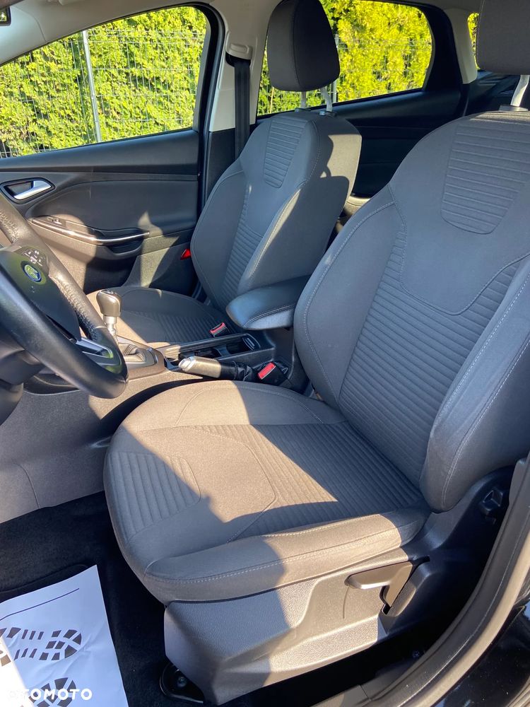 Ford Focus 1.0 EcoBoost Titanium - 23