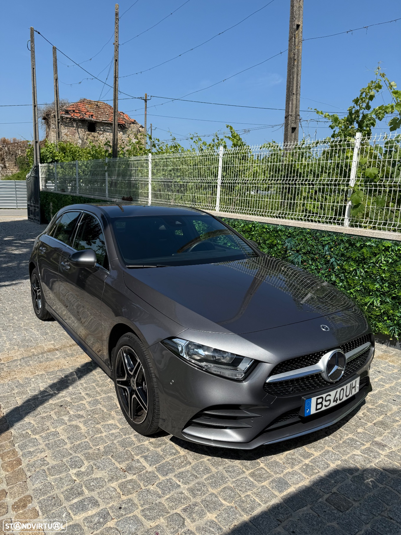 Mercedes-Benz A 250 e AMG Line - 2