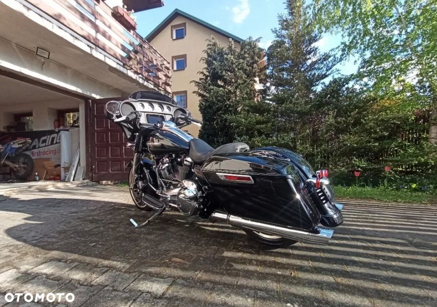 Harley-Davidson Touring Street Glide - 15
