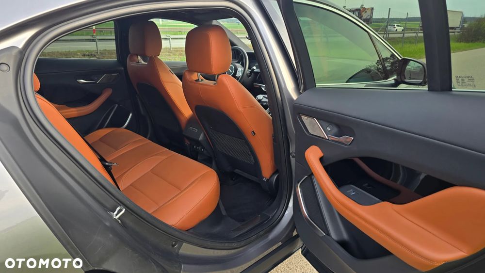 Jaguar I-Pace EV400 AWD HSE - 26