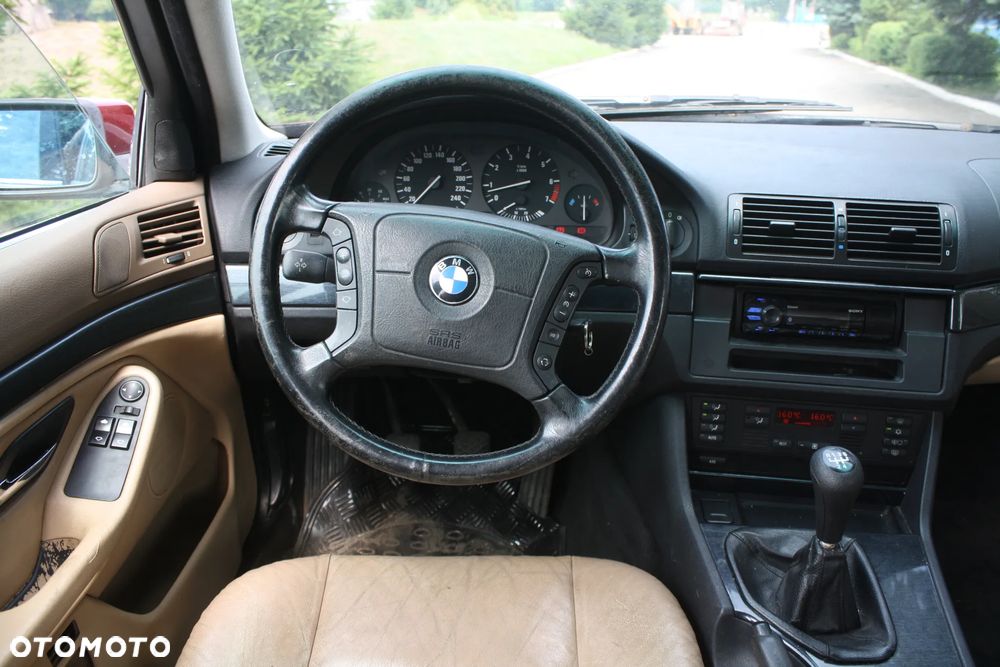 BMW Seria 5 - 17