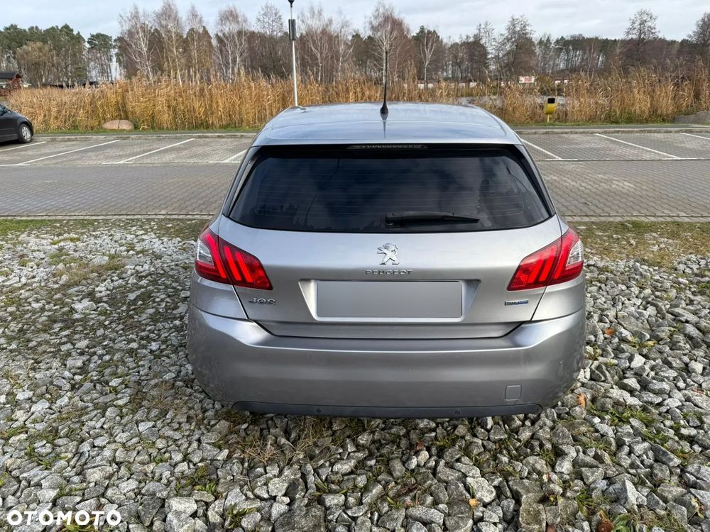 Peugeot 308 2.0 BlueHDi Allure S&S - 11