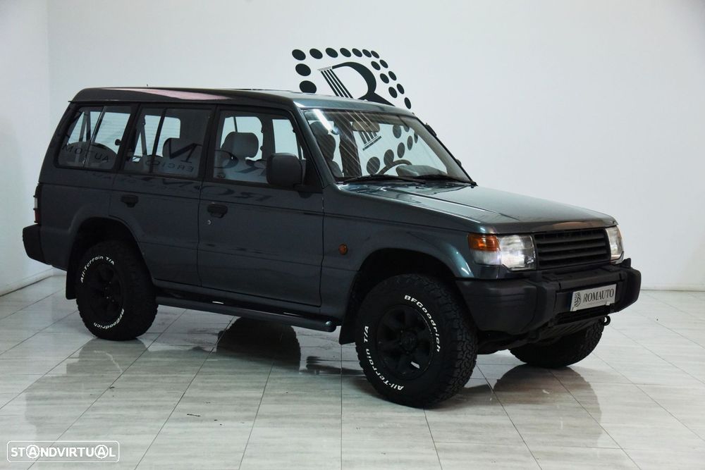 Mitsubishi Pajero - 3