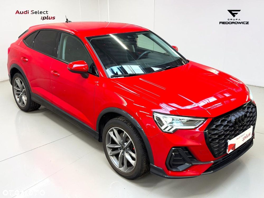Audi Q3 Sportback - 16