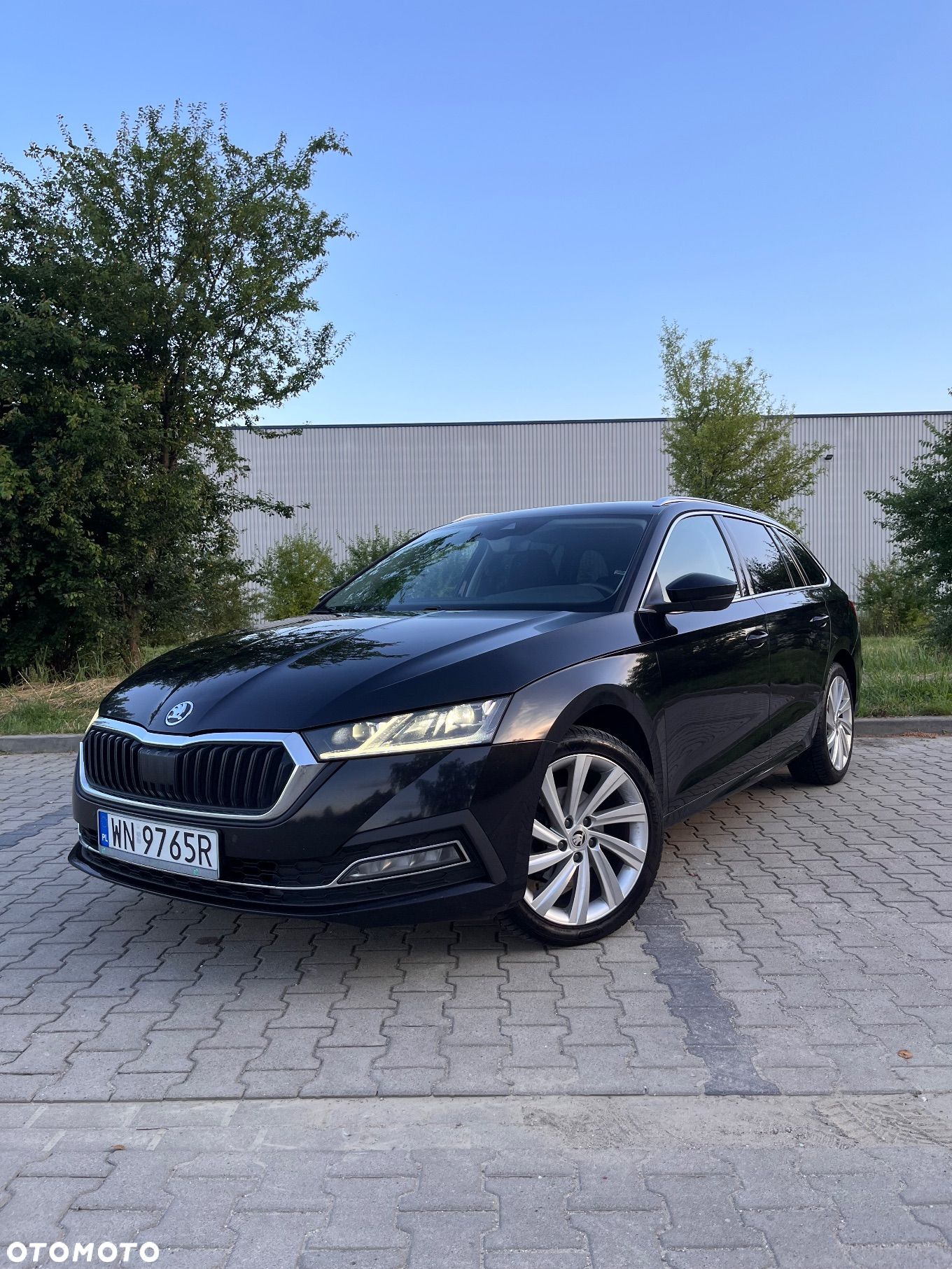 Skoda Octavia 2.0 TDI Style DSG - 1