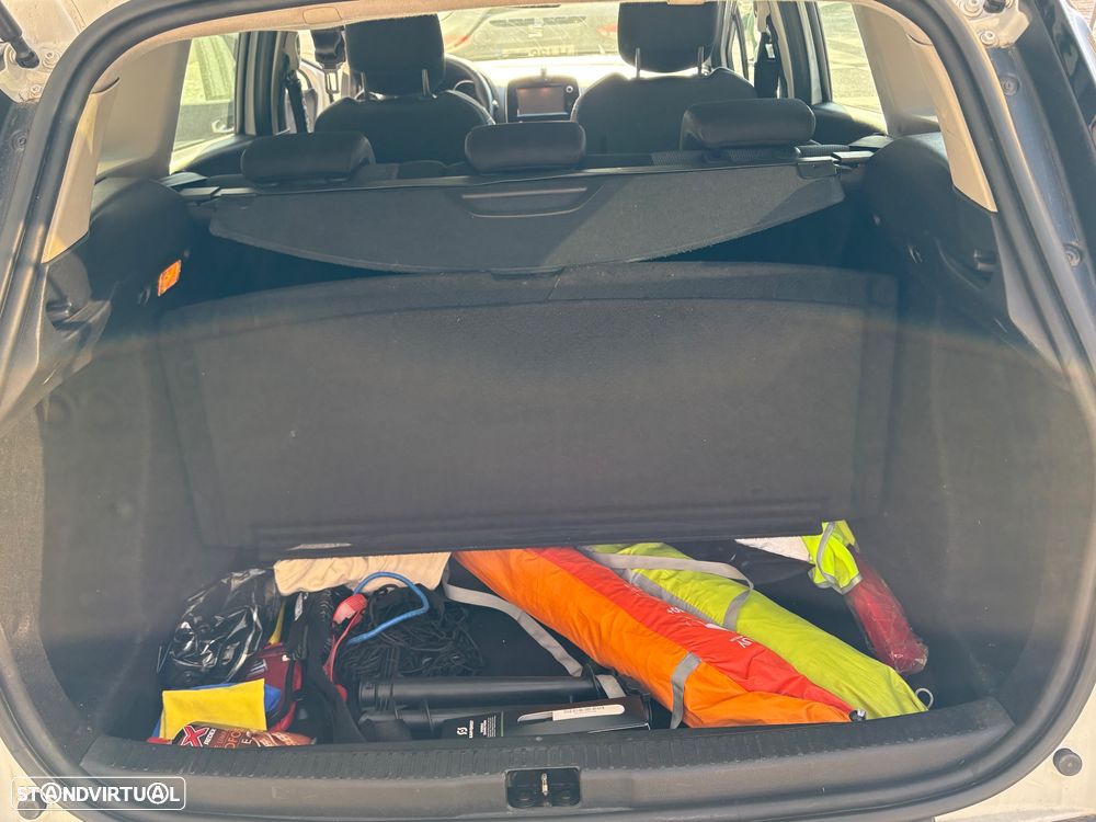 Renault Clio Sport Tourer 1.5 dCi Limited EDition - 19