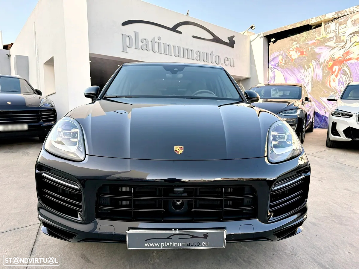 Porsche Cayenne Coupé E-Hybrid - 8
