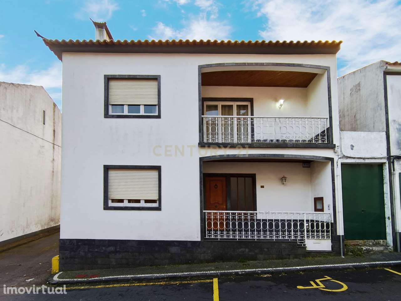 Moradia T5 com garagem - Fajã de Cima - Ponta Delgada (Açores) - Grande imagem: 3/42