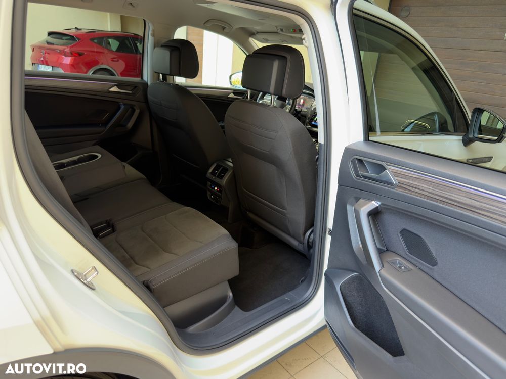 Volkswagen Tiguan 2.0 TDI SCR 4MOTION DSG Elegance - 35