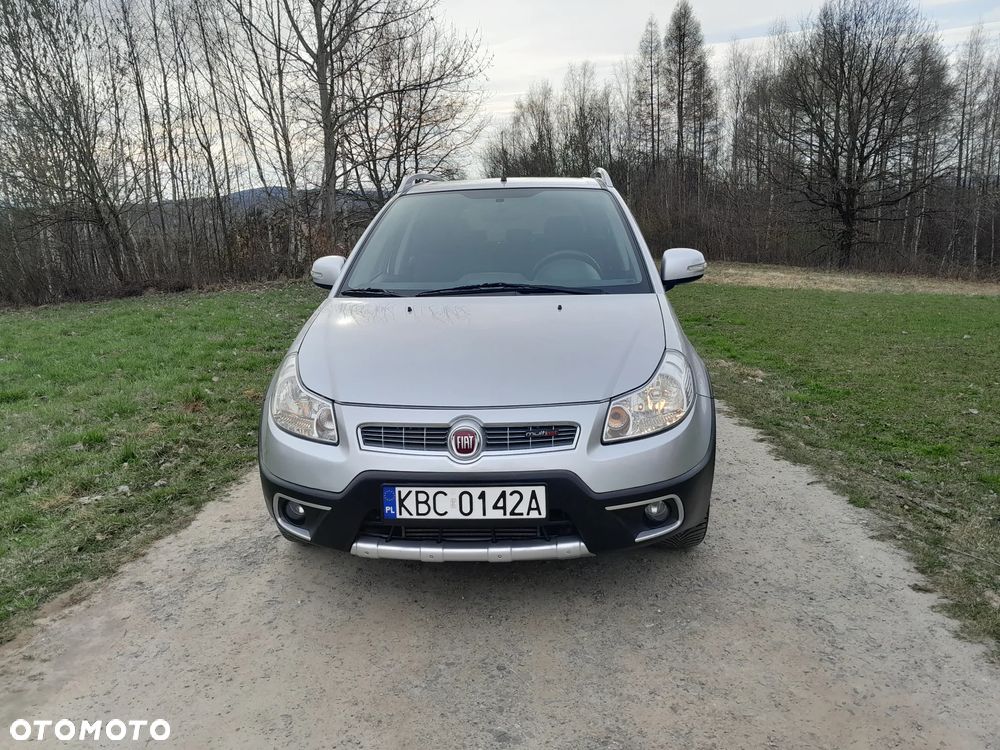 Fiat Sedici 2.0 Multijet DPF 4x4 Lounge - 4