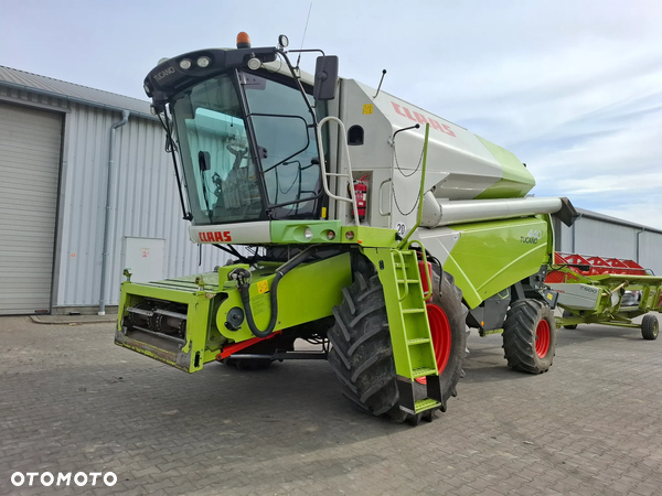 Claas Tucano 440