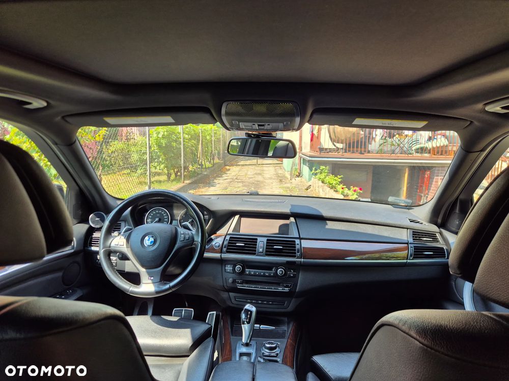 BMW X5 xDrive35i - 17