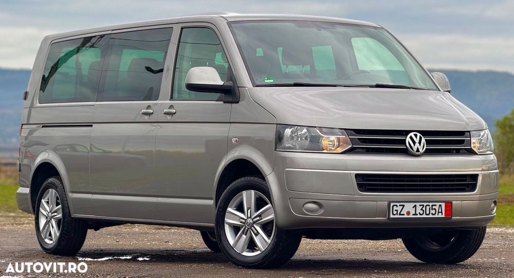 Volkswagen Transporter Caravelle DSG Comfortline Lung - 2