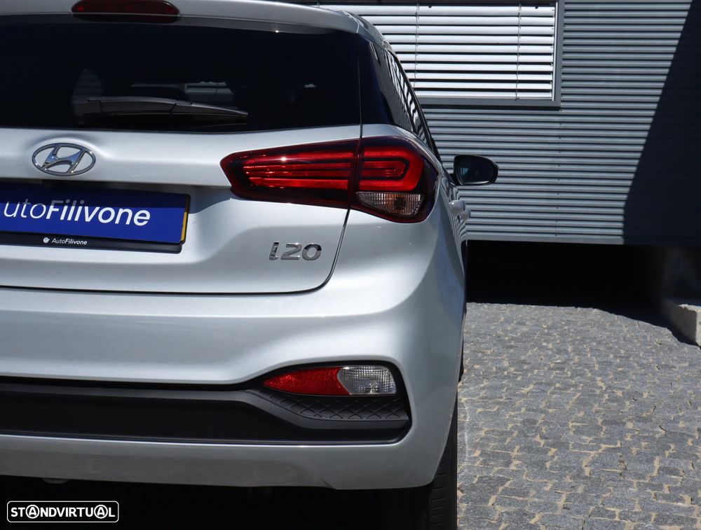 Hyundai i20 - 19