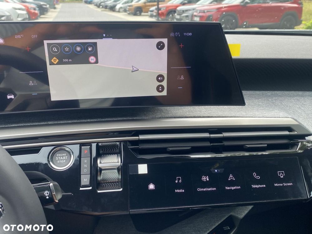 Peugeot 5008 1.2 PureTech mHEV Allure S&S e-DCS6 - 18