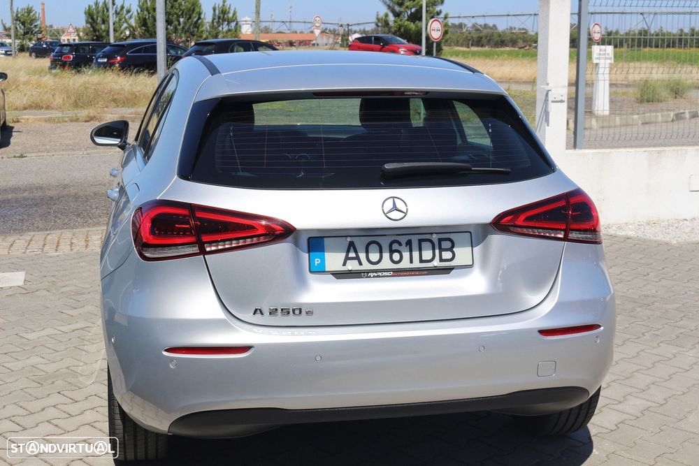 Mercedes-Benz A 250 e Style Plus - 15