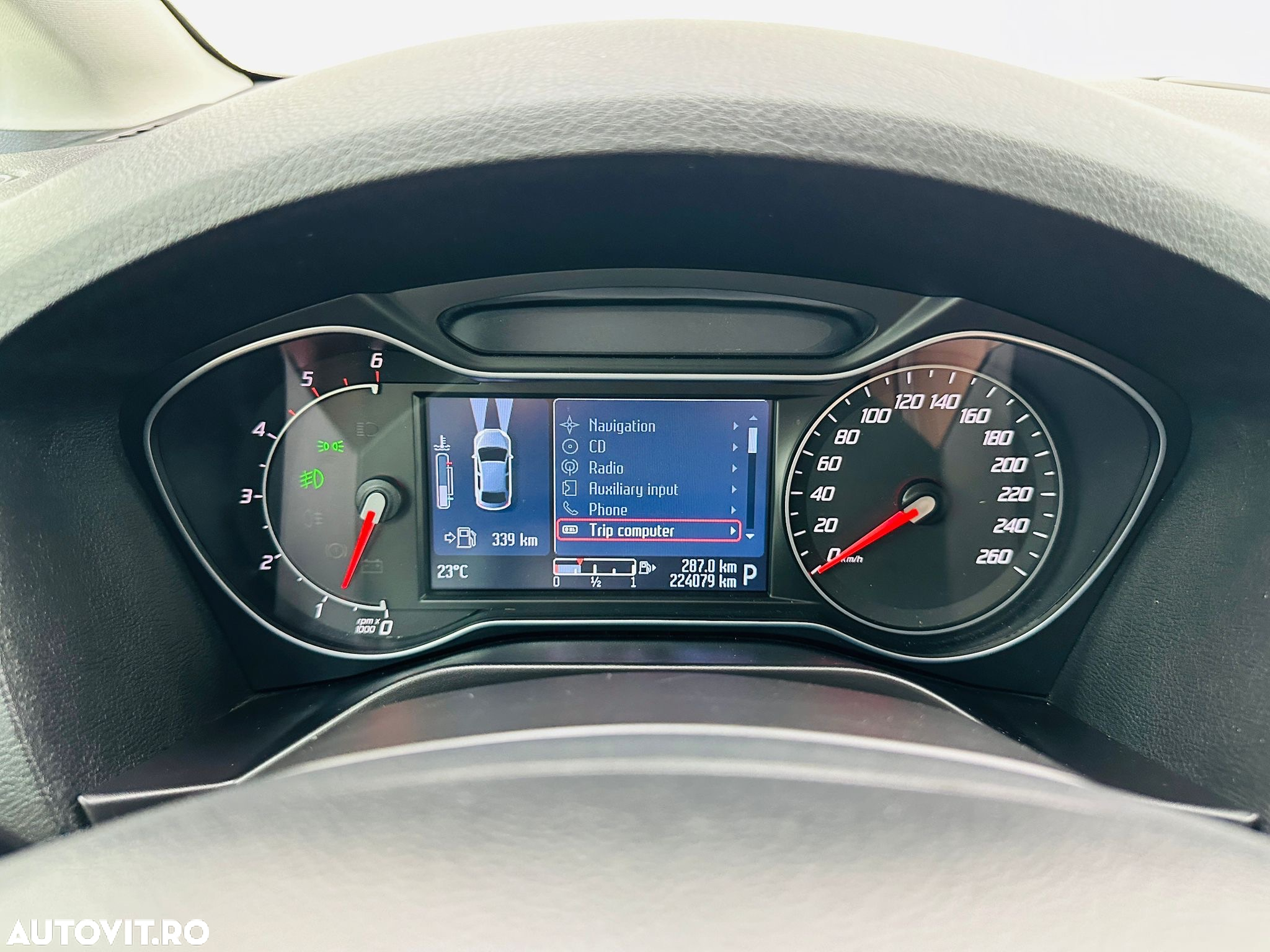 Ford S-Max - 40