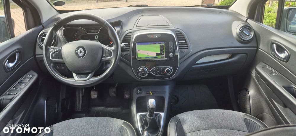 Renault Captur (ENERGY) TCe 90 BOSE EDITION - 12