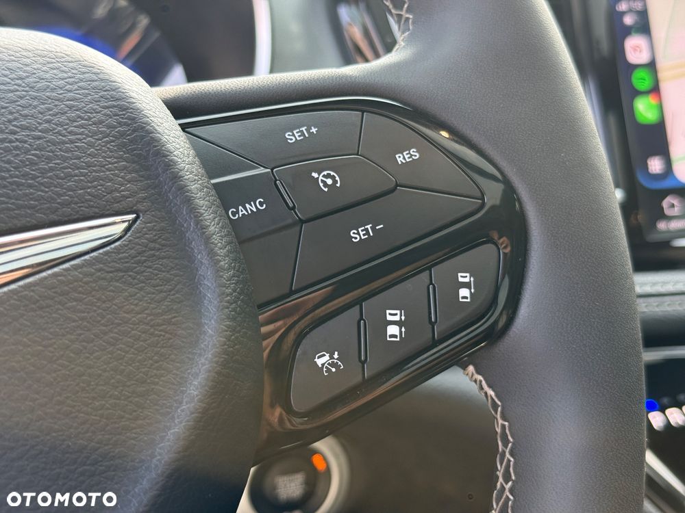 Chrysler Pacifica - 19