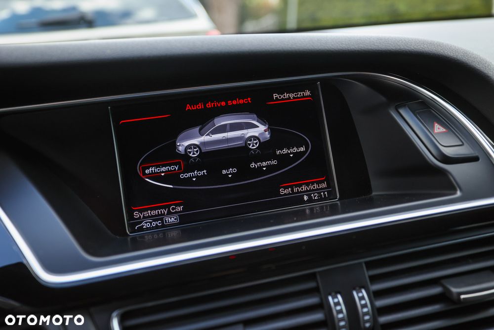 Audi A4 Avant 2.0 TDI DPF clean diesel quattro S tronic S line Sportpaket - 28