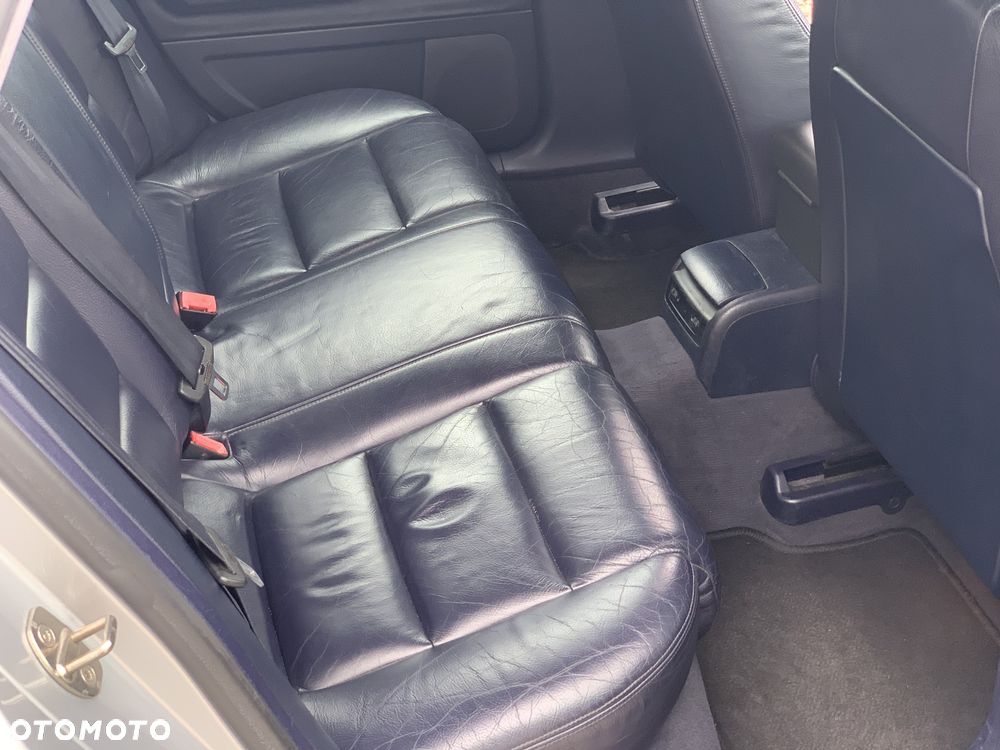 Audi A4 ver-3-0-quattro-tiptronic - 31