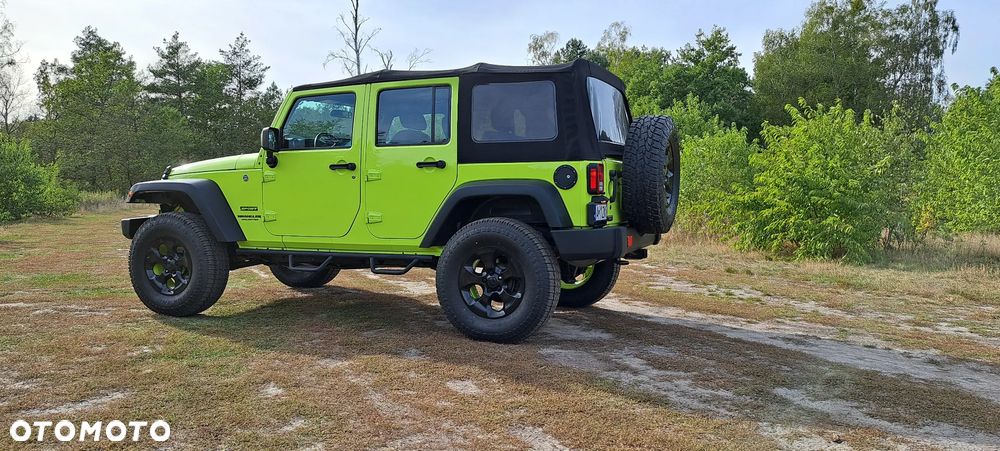 Jeep Wrangler - 21