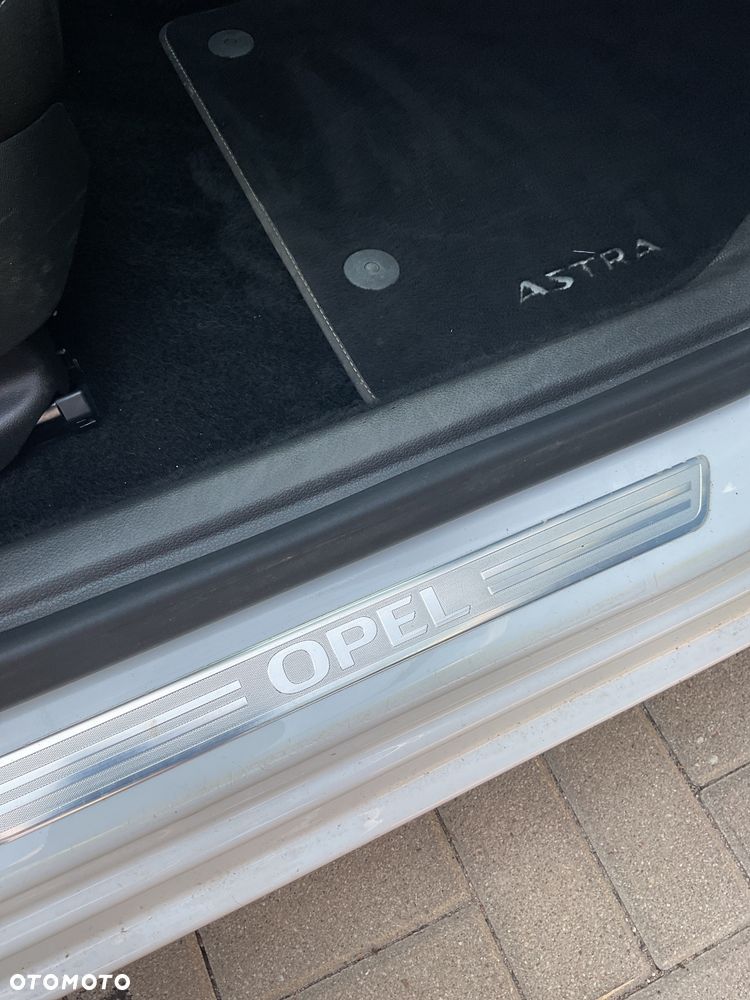 Opel Astra 1.0 T 120 Lat S&S - 13