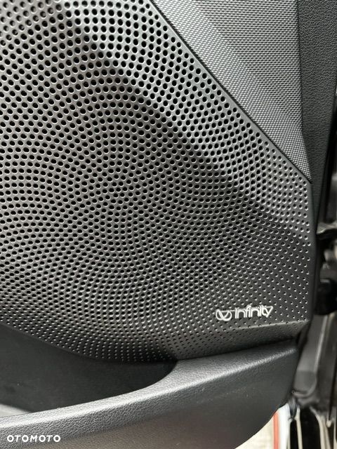 Hyundai Veloster - 20